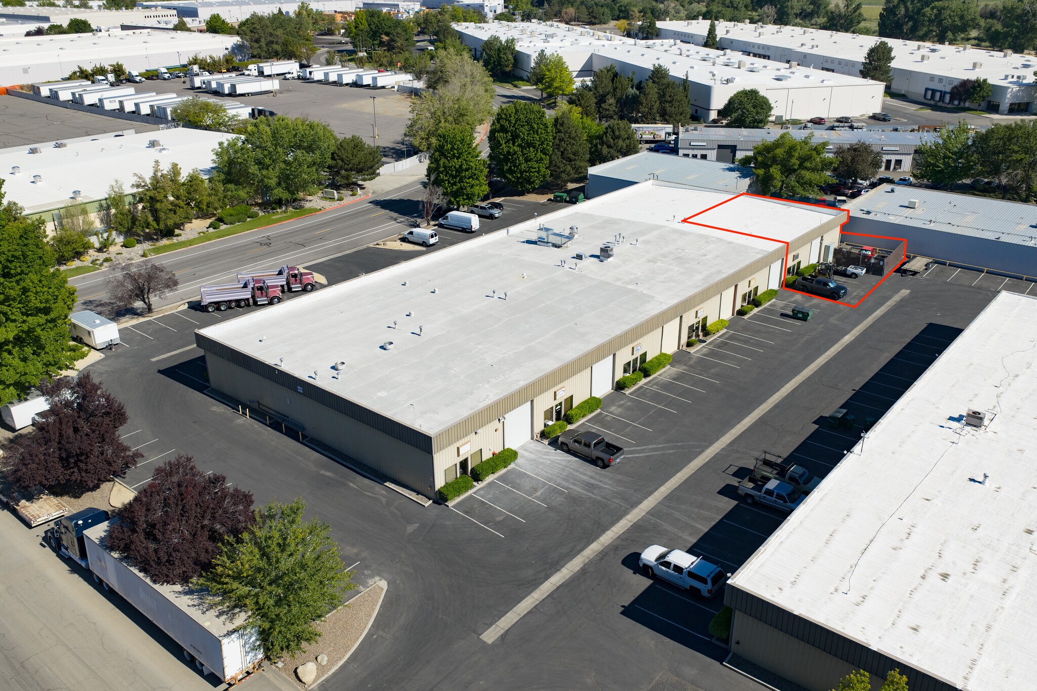 595 Spice Islands Dr, Sparks, NV for lease Interior Photo- Image 1 of 2