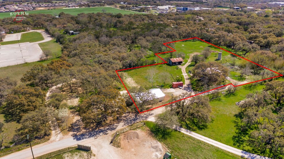 9A N Star Rd, Boerne, TX à vendre - Photo du bâtiment - Image 1 de 23