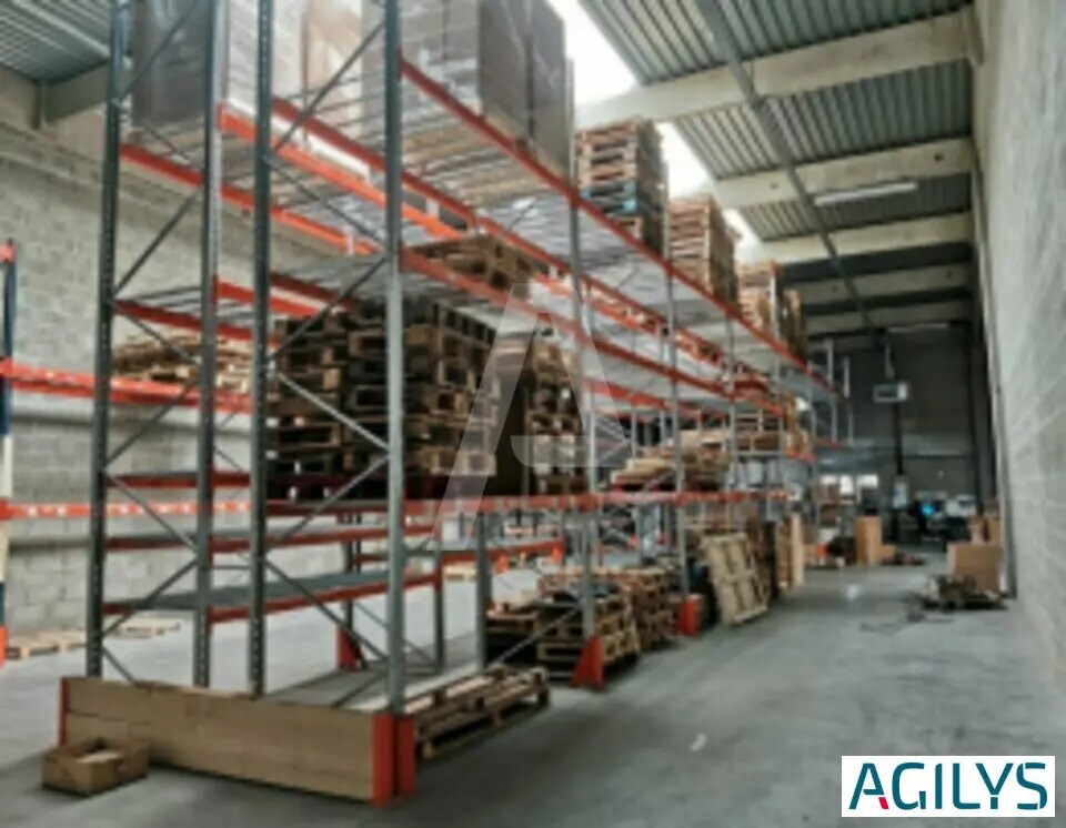 Flex in Coignières for lease Interior Photo- Image 1 of 4