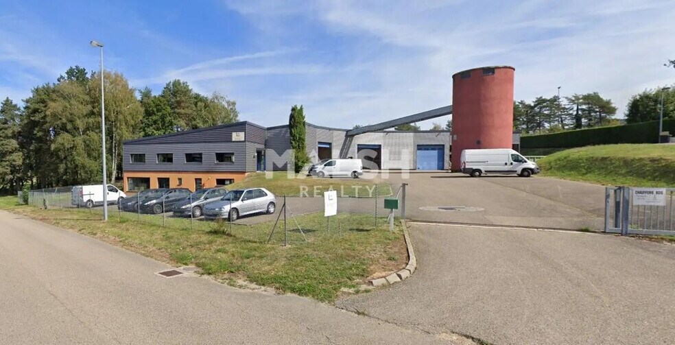 Bureau dans Ceyzériat à louer - Photo du bâtiment - Image 1 de 5