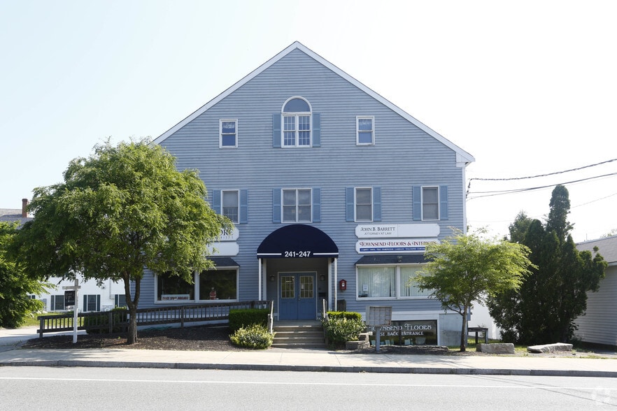 241 Main St, Townsend, MA à vendre - Photo du bâtiment - Image 3 de 24