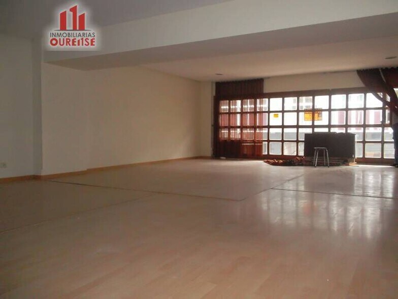 Office in Ourense, Orense for lease - Primary Photo - Image 1 of 8