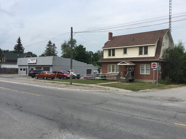 73 King St E, Kawartha Lakes, ON à vendre - Photo principale - Image 1 de 1