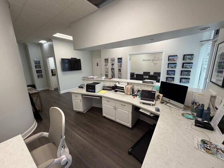 654 W Indiantown Rd, Jupiter, FL à vendre - Photo du bâtiment - Image 3 de 16