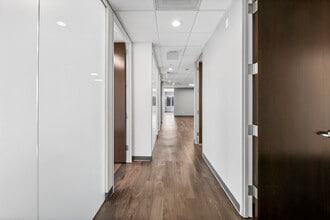 2001 Wilshire Blvd, Santa Monica, CA for lease Interior Photo- Image 2 of 10