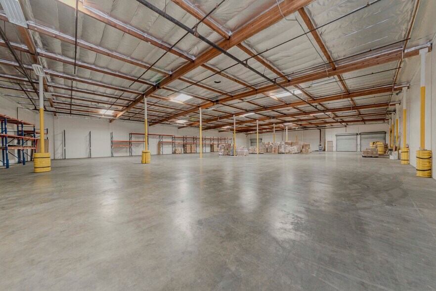 530-540 E Alondra Blvd, Gardena, CA à louer - Photo du bâtiment - Image 3 de 7