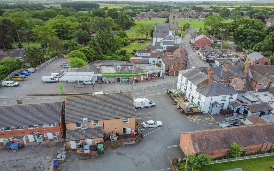 Drayton Rd, Shawbury à vendre - Photo du bâtiment - Image 3 de 5