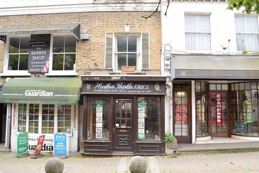 36 Queens Rd, Buckhurst Hill à vendre - Photo du bâtiment - Image 1 de 10