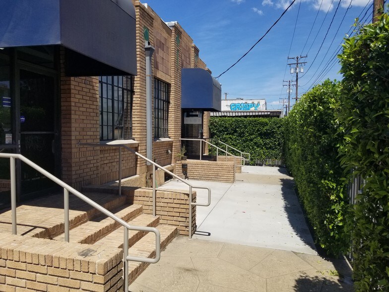 5041 Santa Fe Ave, Vernon, CA à louer - Photo du bâtiment - Image 2 de 5