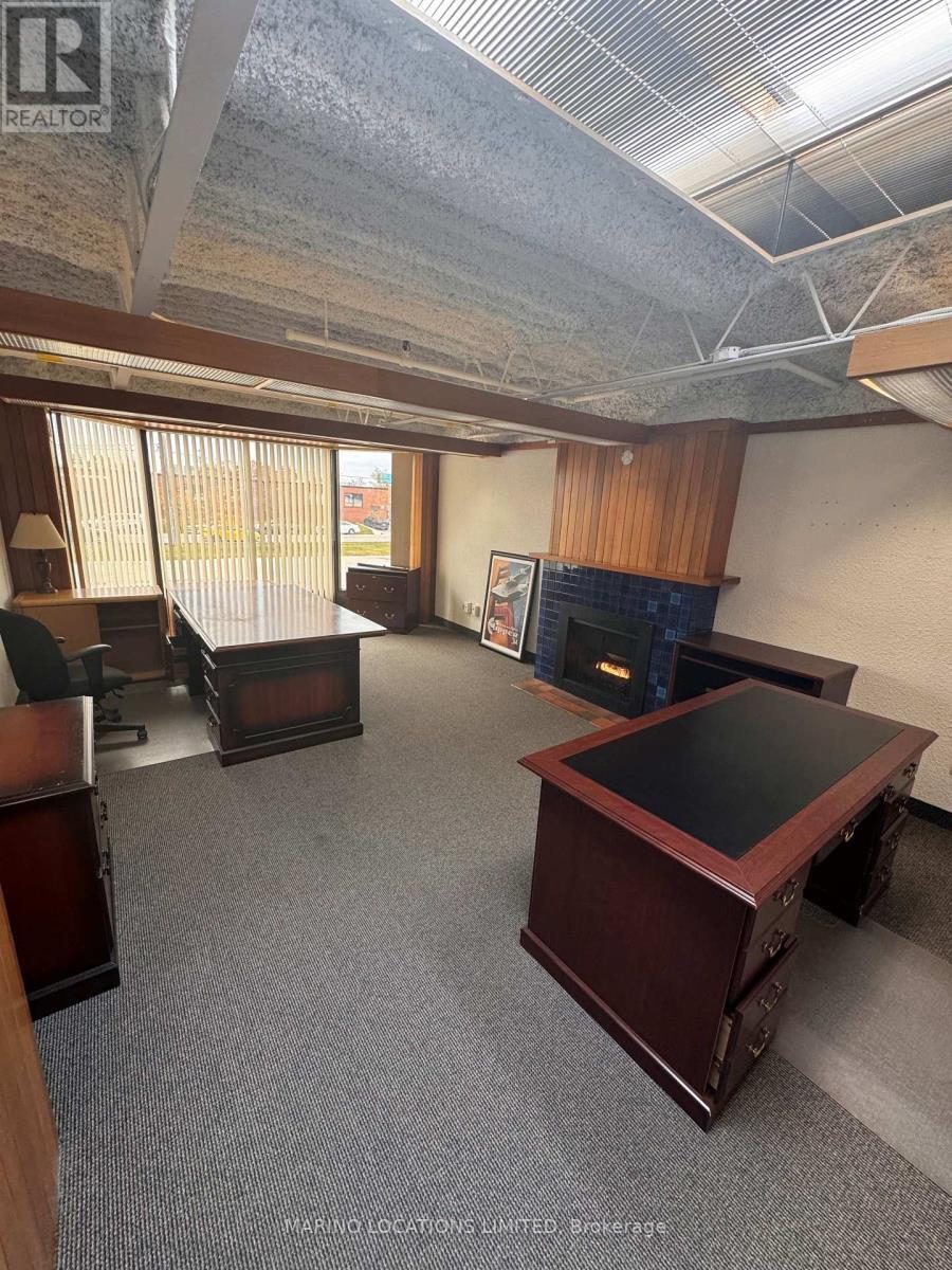 208 Evans Ave, Toronto, ON à louer Photo intérieure- Image 1 de 8