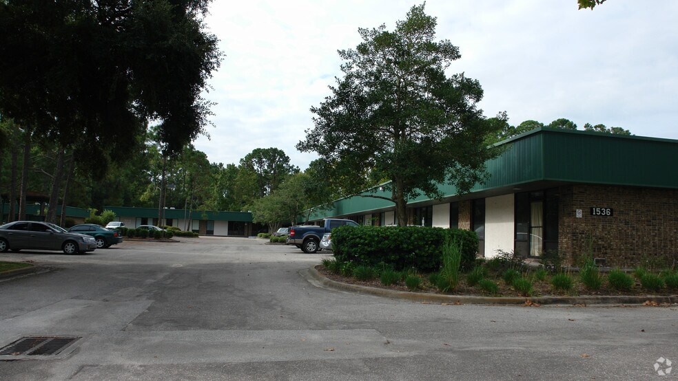 1536 Kingsley Ave, Orange Park, FL for sale - Primary Photo - Image 1 of 2