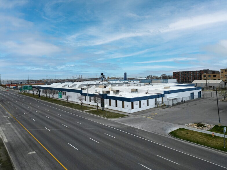 460 W 500 S, Salt Lake City, UT à louer - Photo du bâtiment - Image 2 de 9