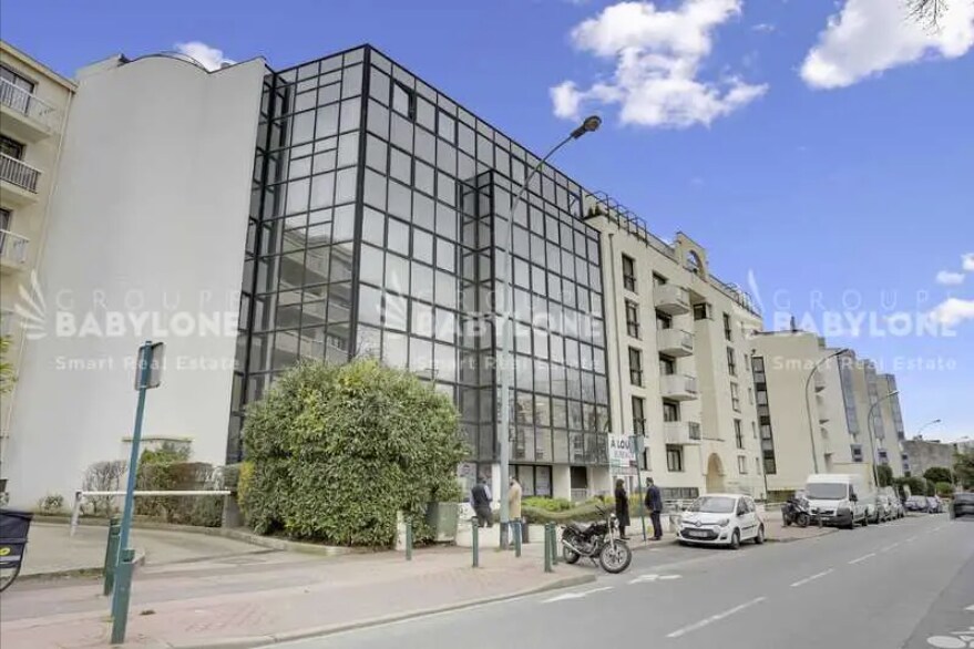65 Rue Jean Jacques Rousseau, Suresnes à louer - Photo du bâtiment - Image 1 de 12
