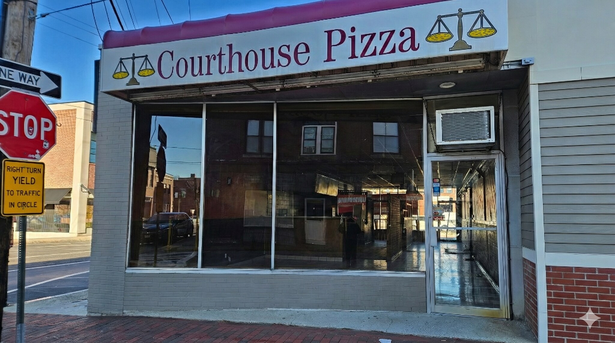 129-147 W Pearl St, Nashua, NH à louer Photo du bâtiment- Image 1 de 4