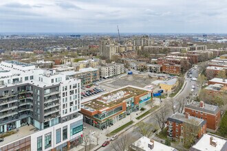 2615-2865 Av Van Horne, Montréal, QC - Aerial  map view