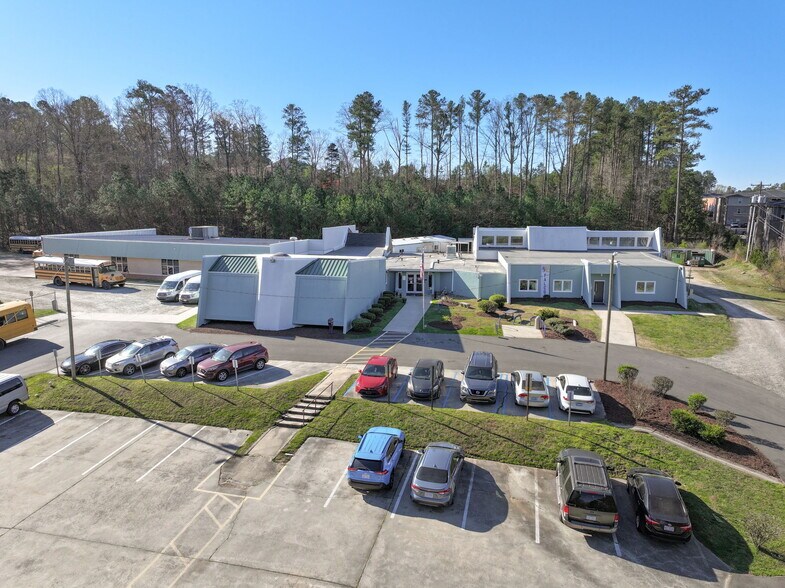 1955 W Cornwallis Rd, Durham, NC for sale - Building Photo - Image 1 of 7