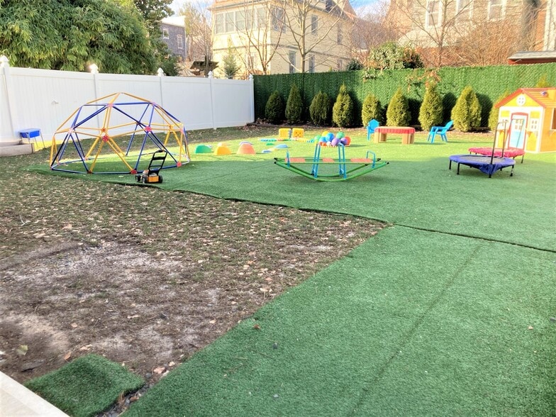 360 Van Duzer St, Staten Island, NY for sale - Building Photo - Image 3 of 5