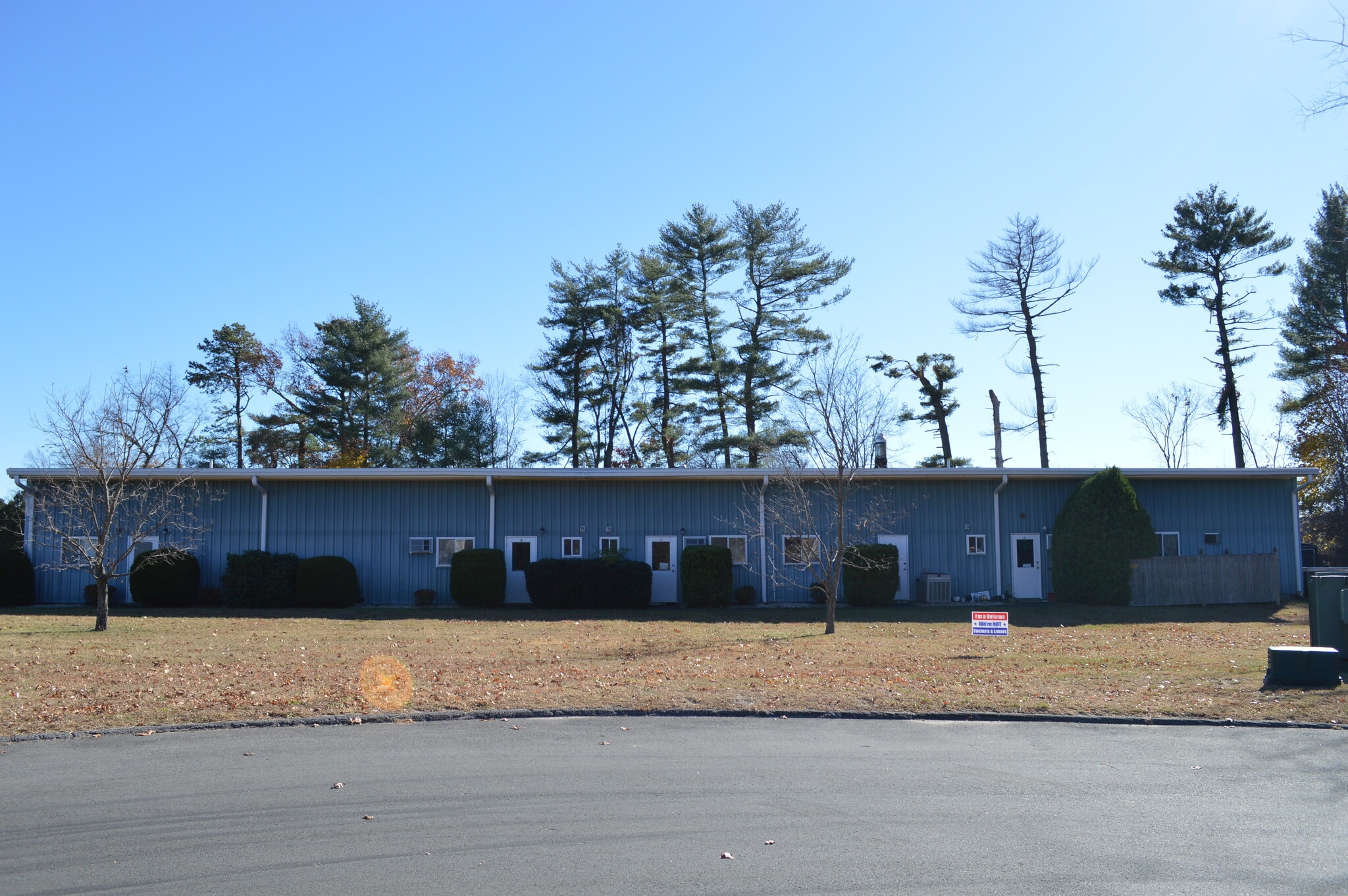 15 Herman Dr, Simsbury, CT for lease Interior Photo- Image 1 of 7