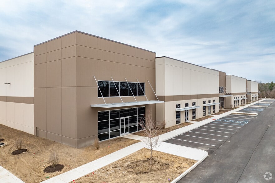 2750 Barley Rd, Valparaiso, IN for lease - Primary Photo - Image 1 of 15