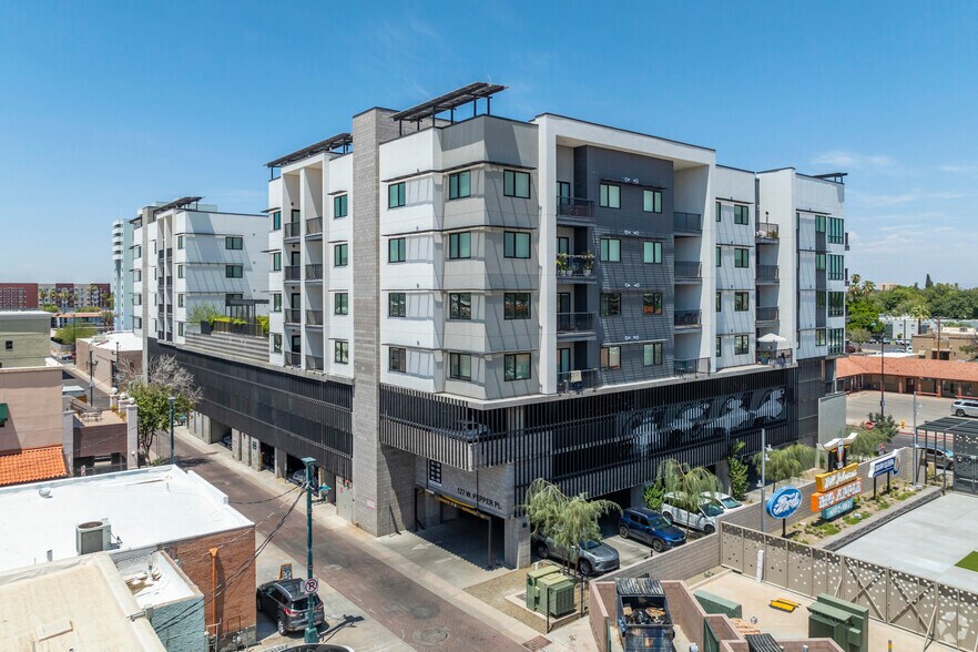 127 W Pepper Pl, Mesa, AZ à louer - Photo du bâtiment - Image 1 de 6