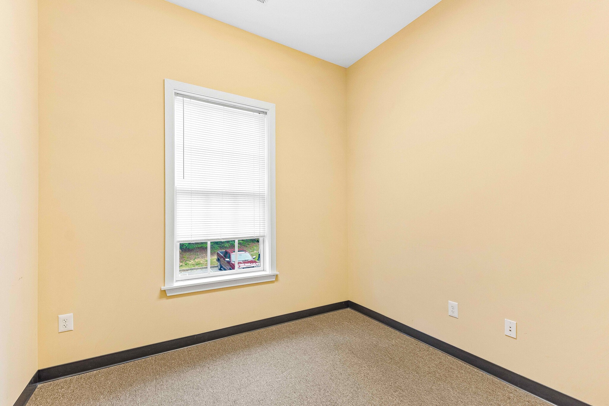 23680 Three Notch Rd, Hollywood, MD for lease Interior Photo- Image 1 of 14