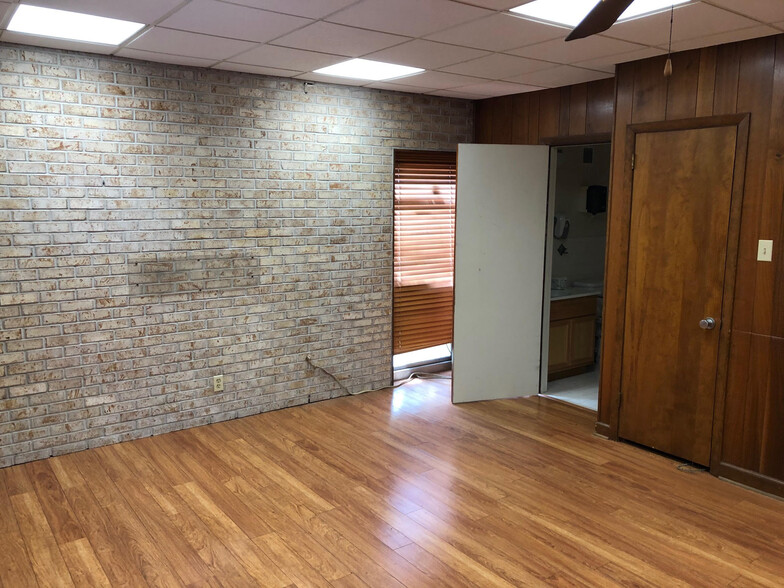 505 S Perkins Rd, Memphis, TN for lease - Interior Photo - Image 1 of 16