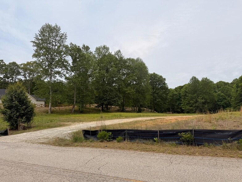 405 Cooper Bridge Rd, Braselton, GA for sale - Building Photo - Image 3 of 6