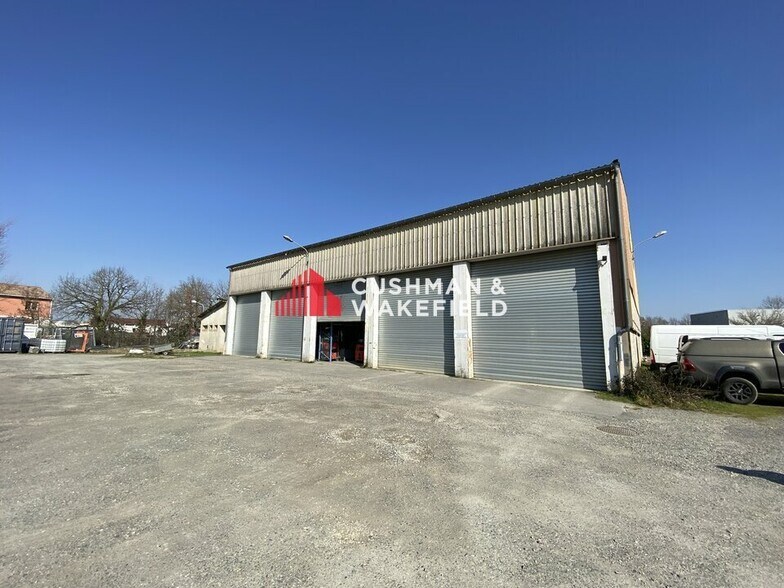 7 Bis Avenue De Pradié, Portet-sur-Garonne for lease - Building Photo - Image 2 of 9