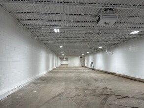 2450-2560 N Washington Ave, Minneapolis, MN à louer Photo intérieure- Image 2 de 6