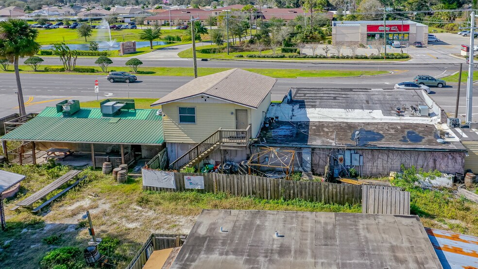 2001 S Ridgewood Ave, Edgewater, FL à vendre - Photo du bâtiment - Image 3 de 16