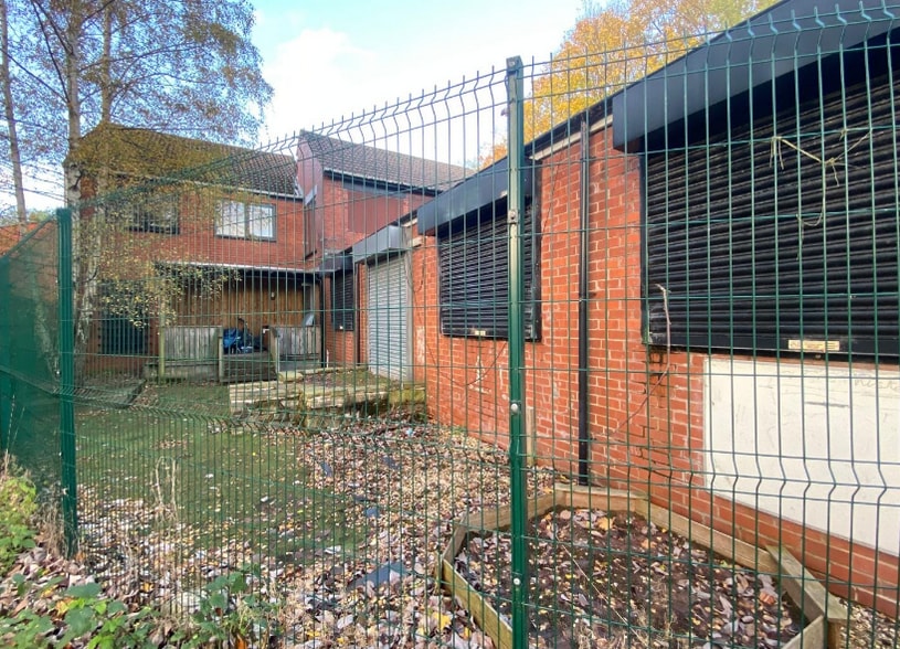 Unit 1 Audley St, Ashton Under Lyne for lease - Interior Photo - Image 3 of 5