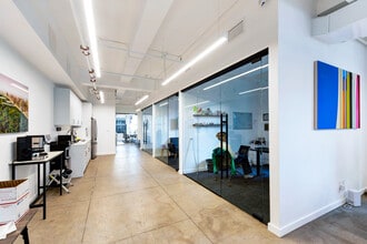 119-121 W 57th St, New York, NY à louer Photo intérieure- Image 2 de 9