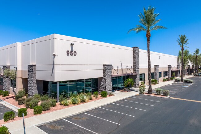 Plus de détails pour 19810 N 7th Ave, Phoenix, AZ - Bureau à louer