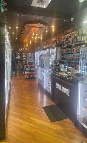 108 Bedford St, Stamford, CT à louer - Photo intérieure - Image 2 de 3