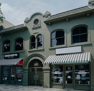 Plus de détails pour 689 Central Ave, Saint Petersburg, FL - Commerce de détail à vendre