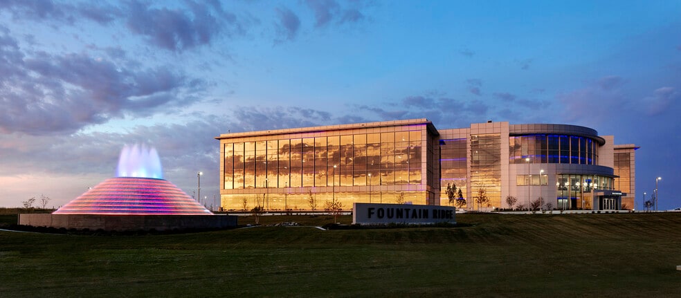 18881 W Dodge Rd, Omaha, NE for lease - Building Photo - Image 2 of 21