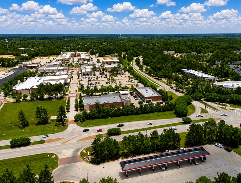 795 Fish Creek Thoroughfare, Montgomery, TX for lease - Building Photo - Image 2 of 4
