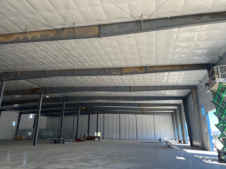 6051 Fallard Dr, Upper Marlboro, MD à vendre - Photo du bâtiment - Image 2 de 10