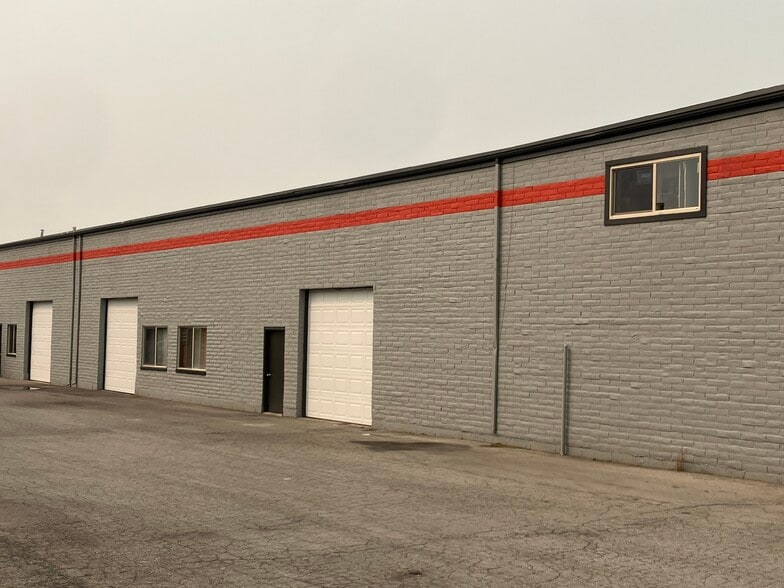 5226 Commerce Dr, Salt Lake City, UT for lease - Building Photo - Image 1 of 11
