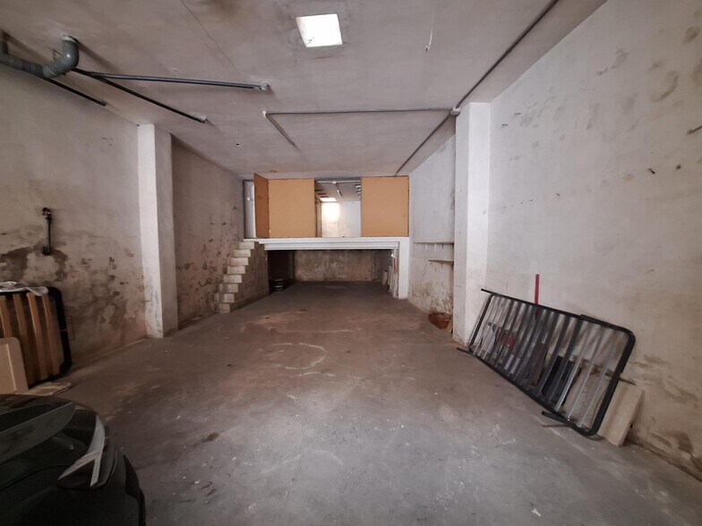 Retail in Carcaixent, Valencia for sale - Interior Photo - Image 2 of 6