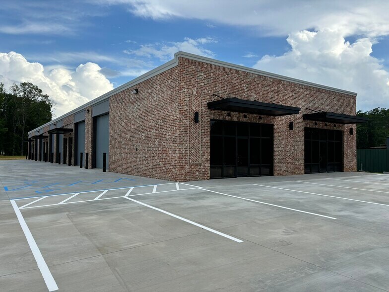 230 Casey's Ln, Flowood, MS à louer - Photo du bâtiment - Image 3 de 26