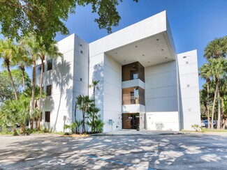 Plus de détails pour 7880 N University Dr, Tamarac, FL - Bureau à louer