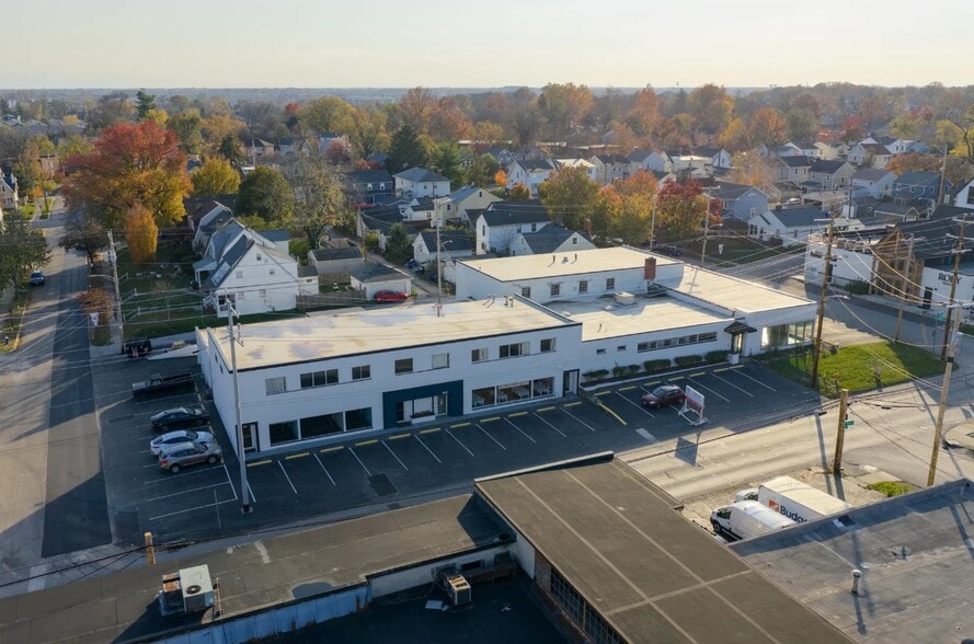 1033-1045 W 3rd Ave, Columbus, OH for sale - Building Photo - Image 2 of 6