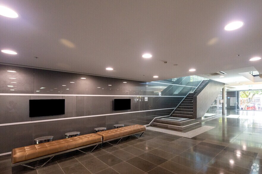 23-25 Gipps St, Collingwood for sale - Lobby - Image 3 of 4