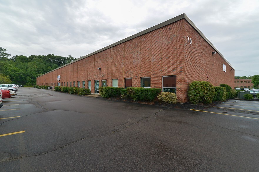 70 Shawmut Rd, Canton, MA à louer - Photo du bâtiment - Image 2 de 13