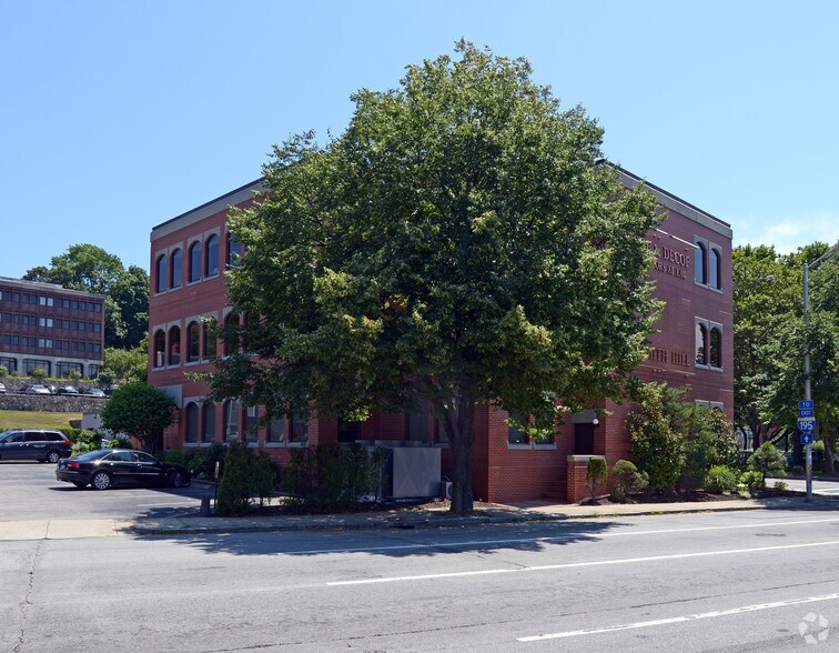 1 Smith St, Providence, RI à louer - Photo du bâtiment - Image 2 de 6