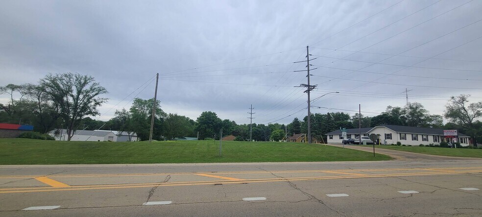 510 E Washington St, Oregon, IL à vendre - Photo du bâtiment - Image 2 de 3