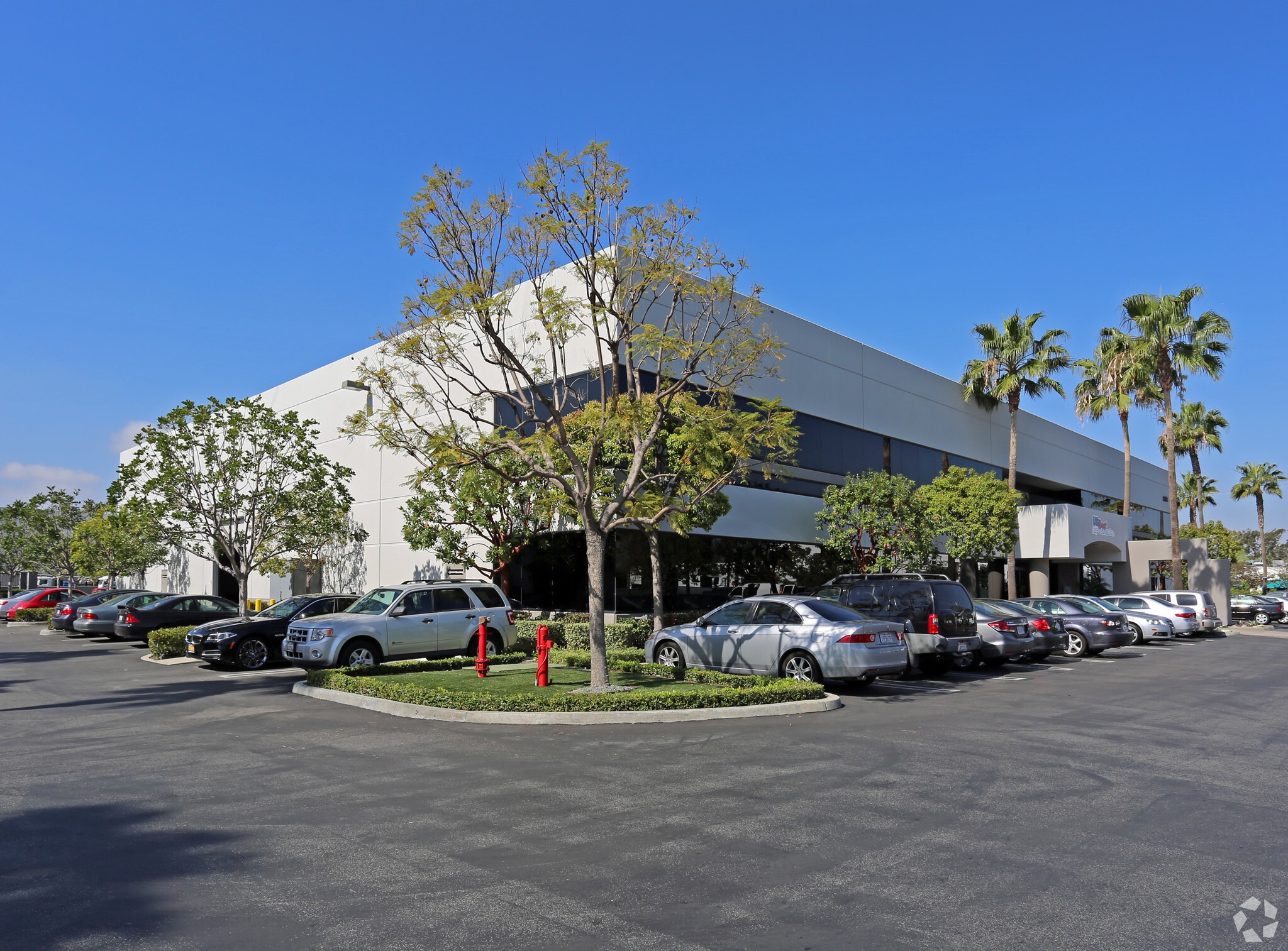 2004 McGaw Ave, Irvine, CA for lease Primary Photo- Image 1 of 5