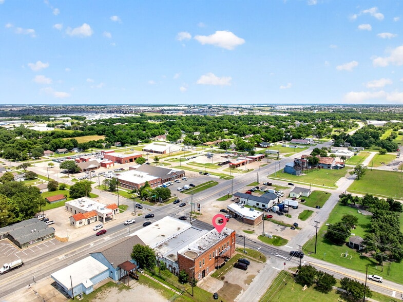 201 N Bois D Arc St, Forney, TX for sale - Building Photo - Image 3 of 52