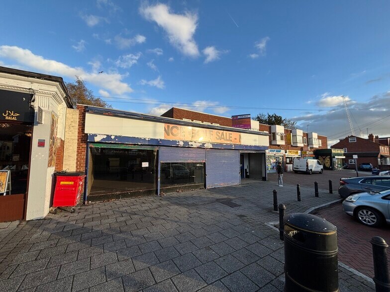 79 Northumberland Ave, Reading à louer - Photo du bâtiment - Image 2 de 4